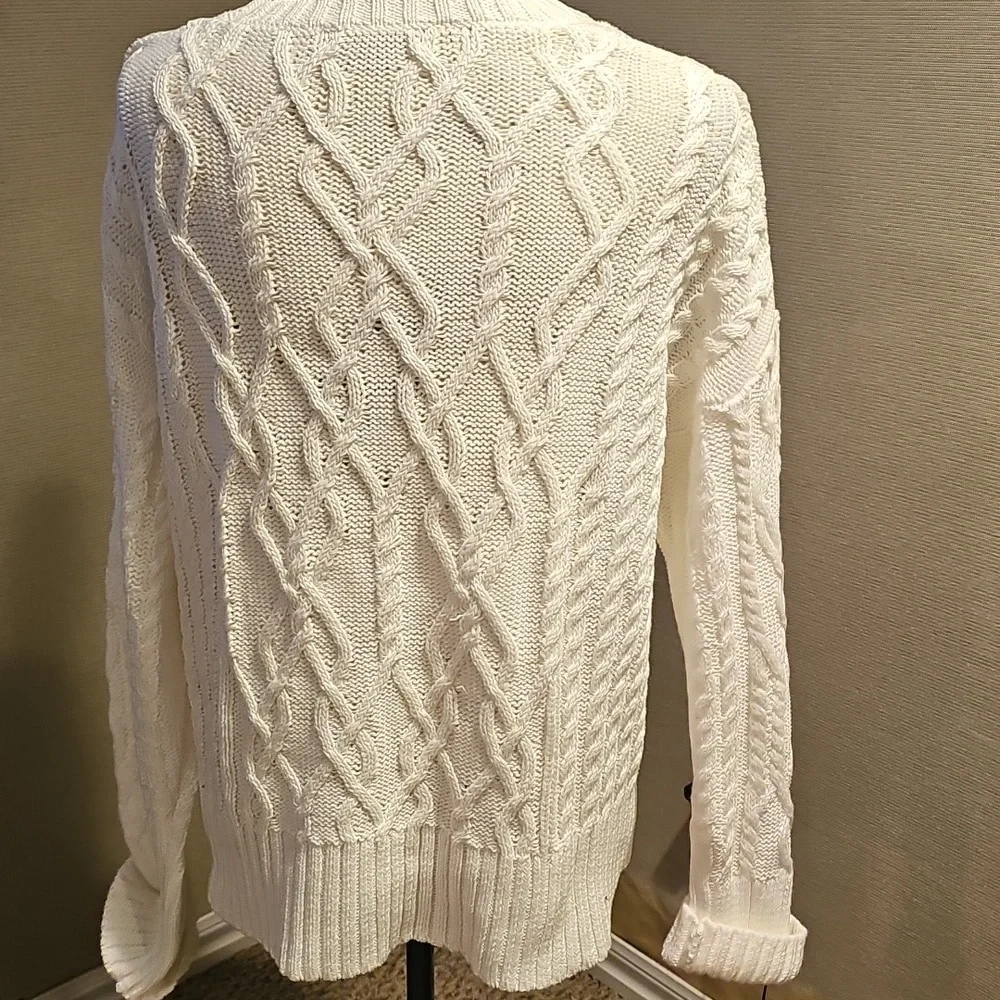Brooks Brothers white cable sweater.. size XL - Picture 5 of 9